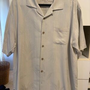 Men's Tommy Bahama 100% silk short sleeve camp shirt